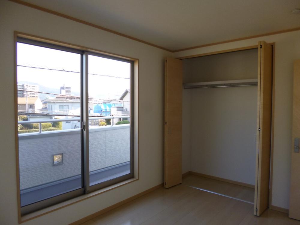 Non-living room. (November 2013) Shooting