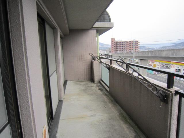 Balcony. South-facing spacious balcony