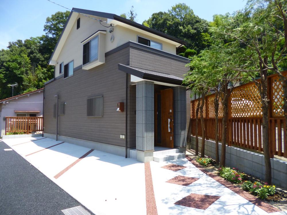 Local appearance photo. (July 2013) Shooting