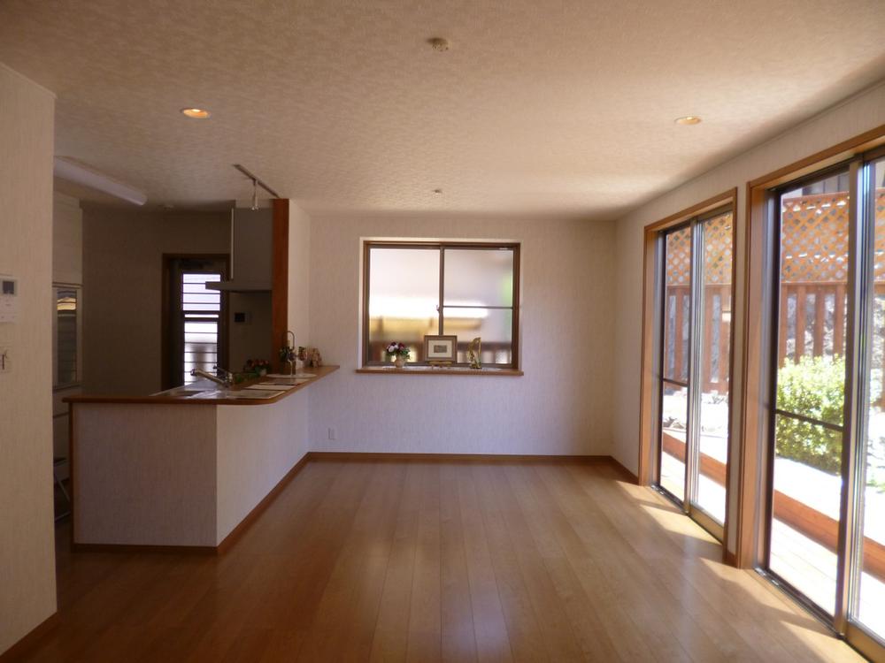 Living. (July 2013) Shooting