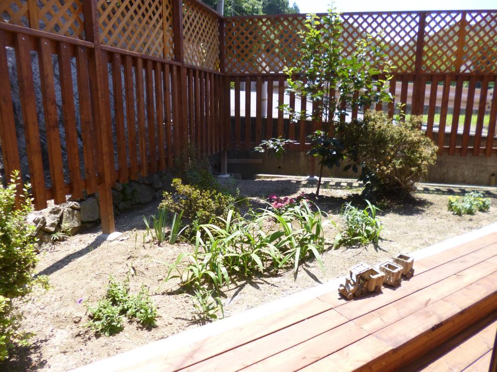 Garden. (July 2013) Shooting