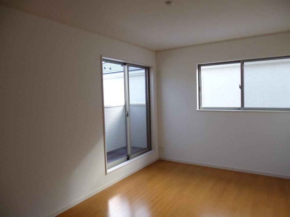 Non-living room. (November 2013) Shooting