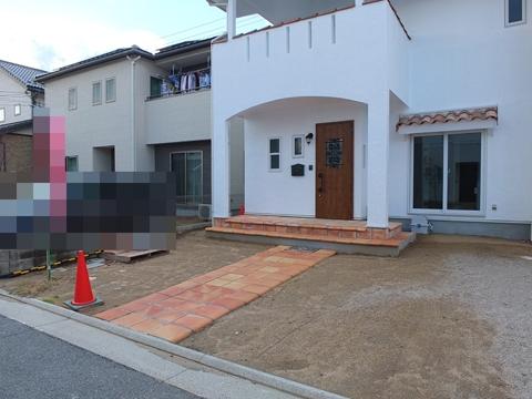 Local appearance photo. Parking lot