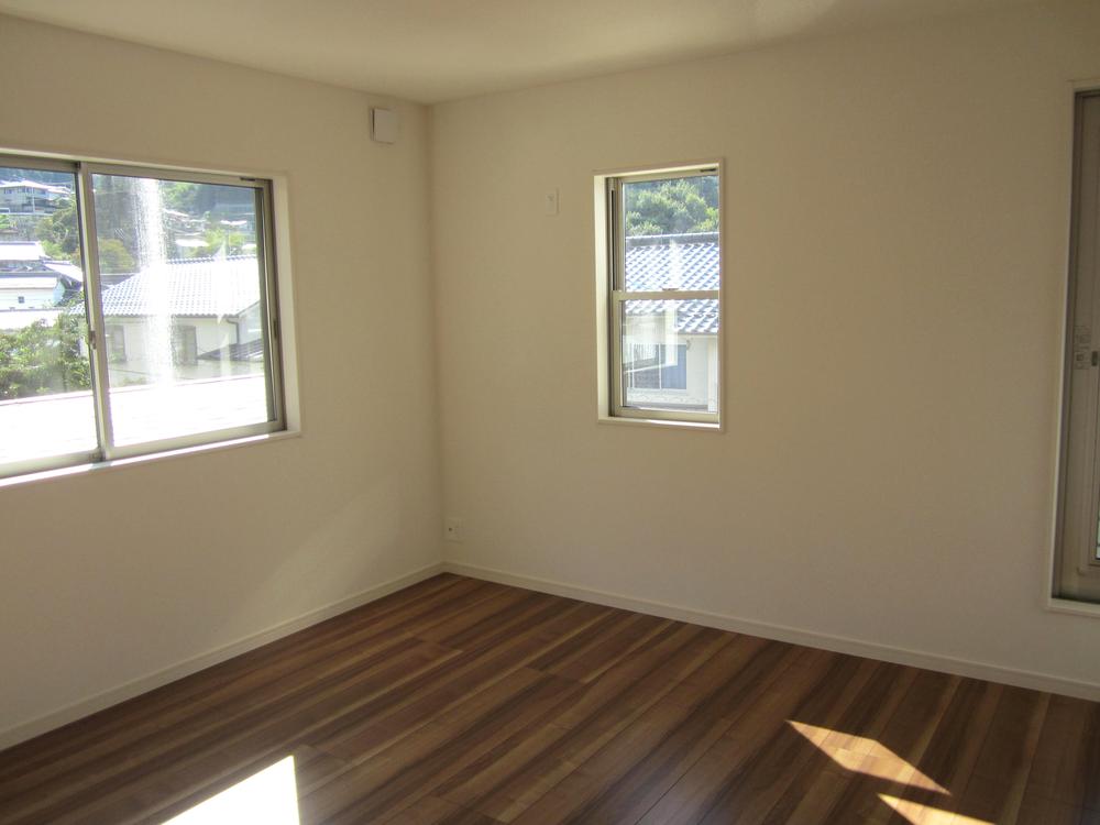 Non-living room. Indoor (10 May 2013) Shooting