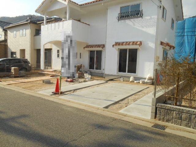 Local photos, including front road