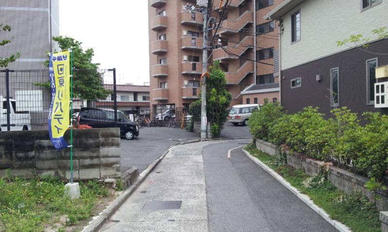 Local photos, including front road. (July 2013) Shooting