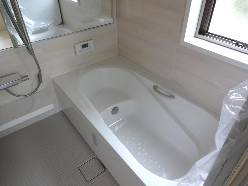 Bathroom. Indoor (10 May 2013) Shooting