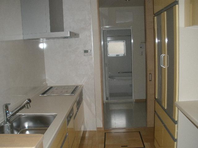 Kitchen. Bright is the color of the kitchen.