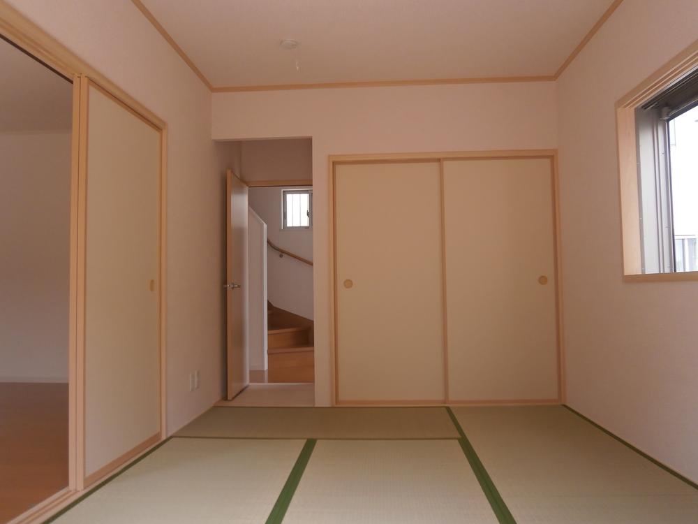 Non-living room. Indoor (September 2013) Shooting