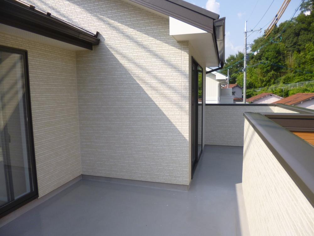 Balcony. (August 2013) Shooting