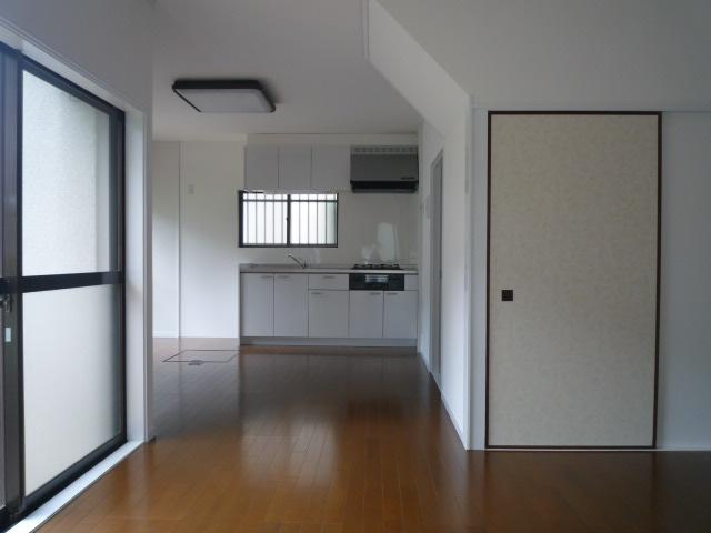 Living. System kitchen