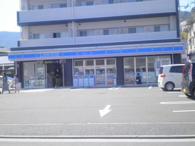 Convenience store. Lawson Hiroshima Gion 5-chome up (convenience store) 606m