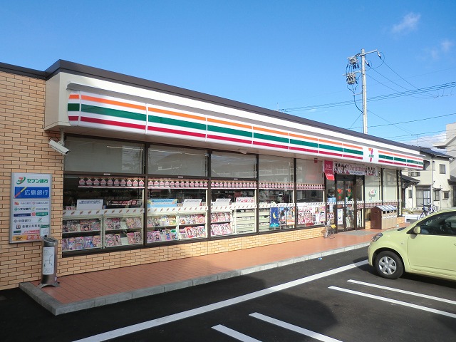 Convenience store. Seven-Eleven Hiroshima Yamamoto 1-chome to (convenience store) 270m