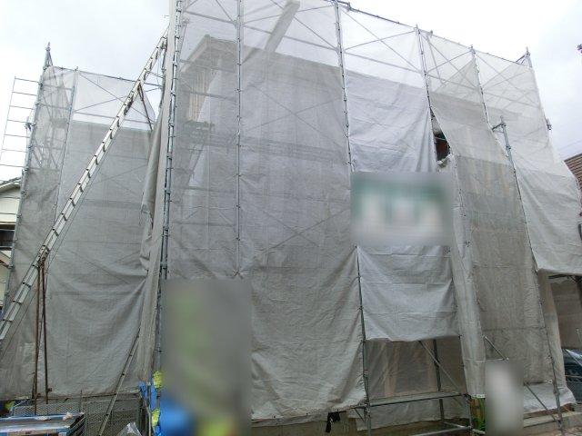 Local appearance photo.   Front road: 4m