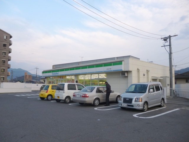 Convenience store. FamilyMart Sendai Chome store up (convenience store) 1028m