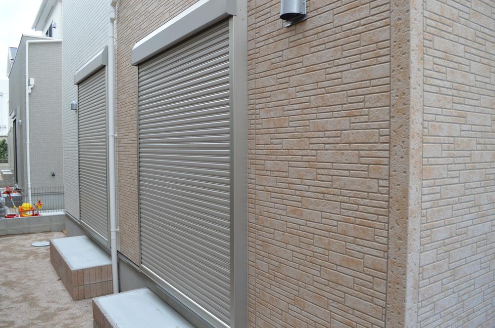 Other. Crime prevention surface also is safe with shutter shutters