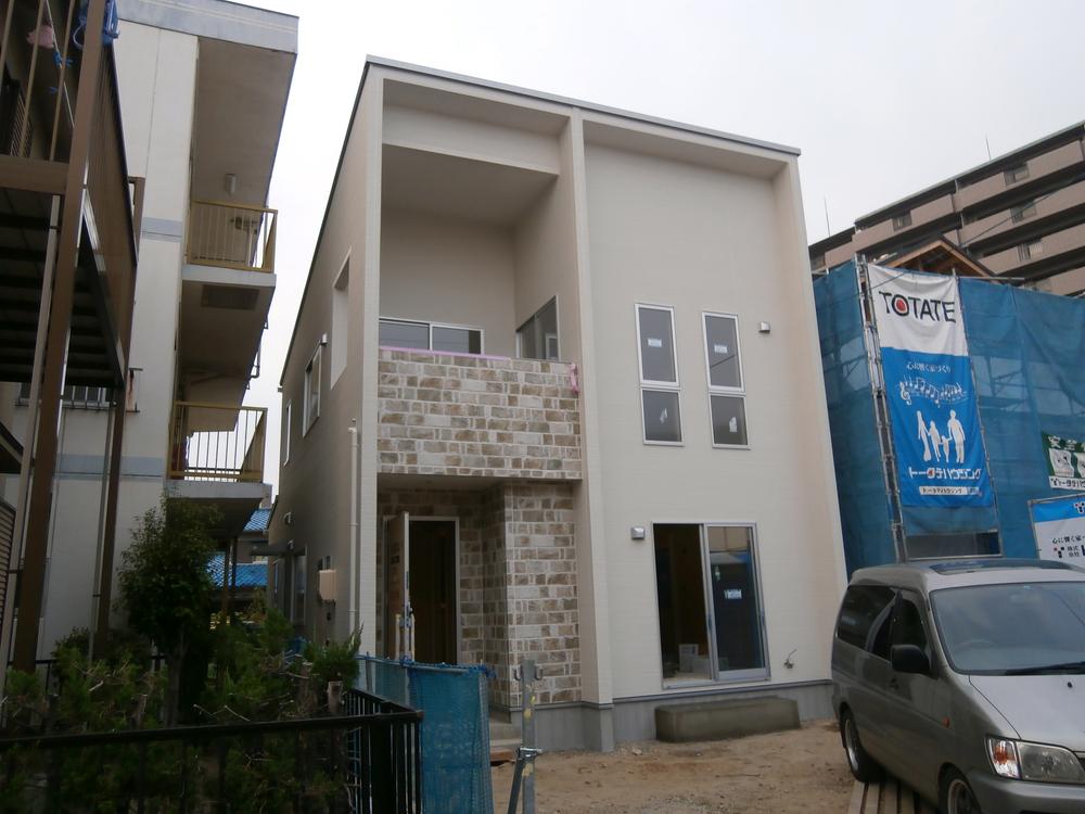 Local appearance photo. Local (April 2013) Shooting