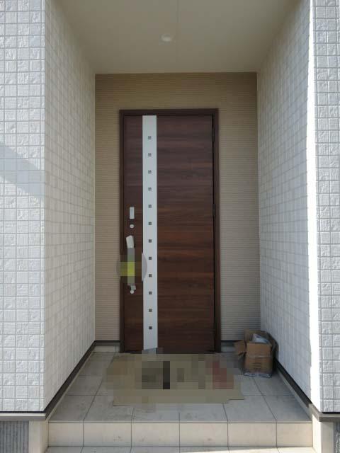 Entrance. November 29, shooting