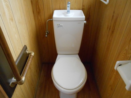 Toilet