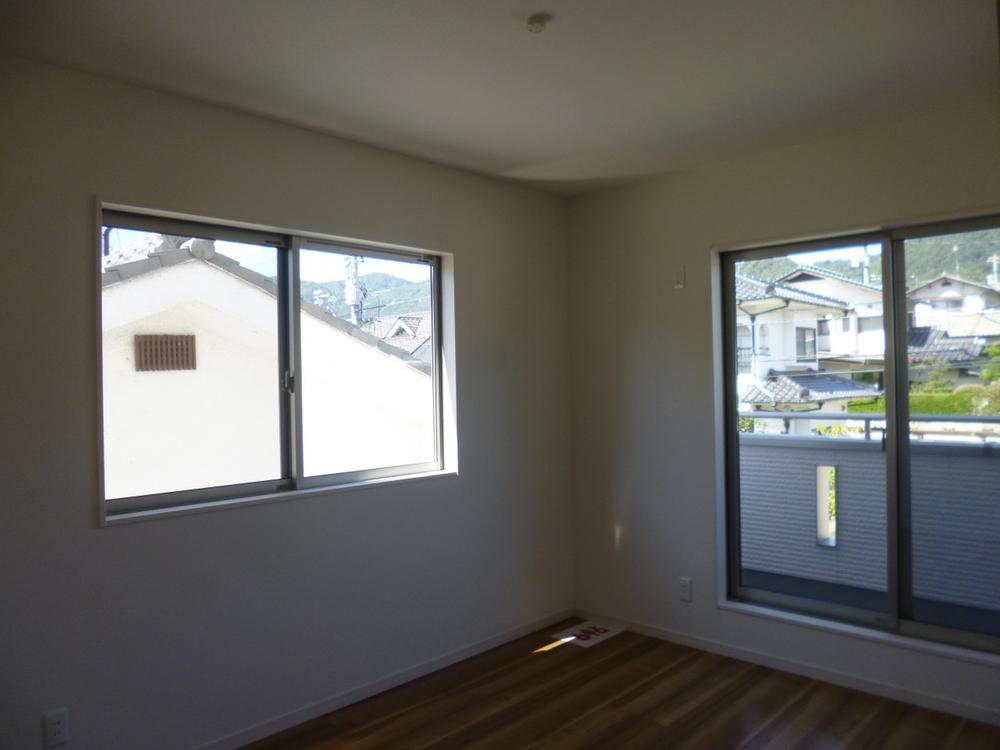 Non-living room. (September 2013) Shooting