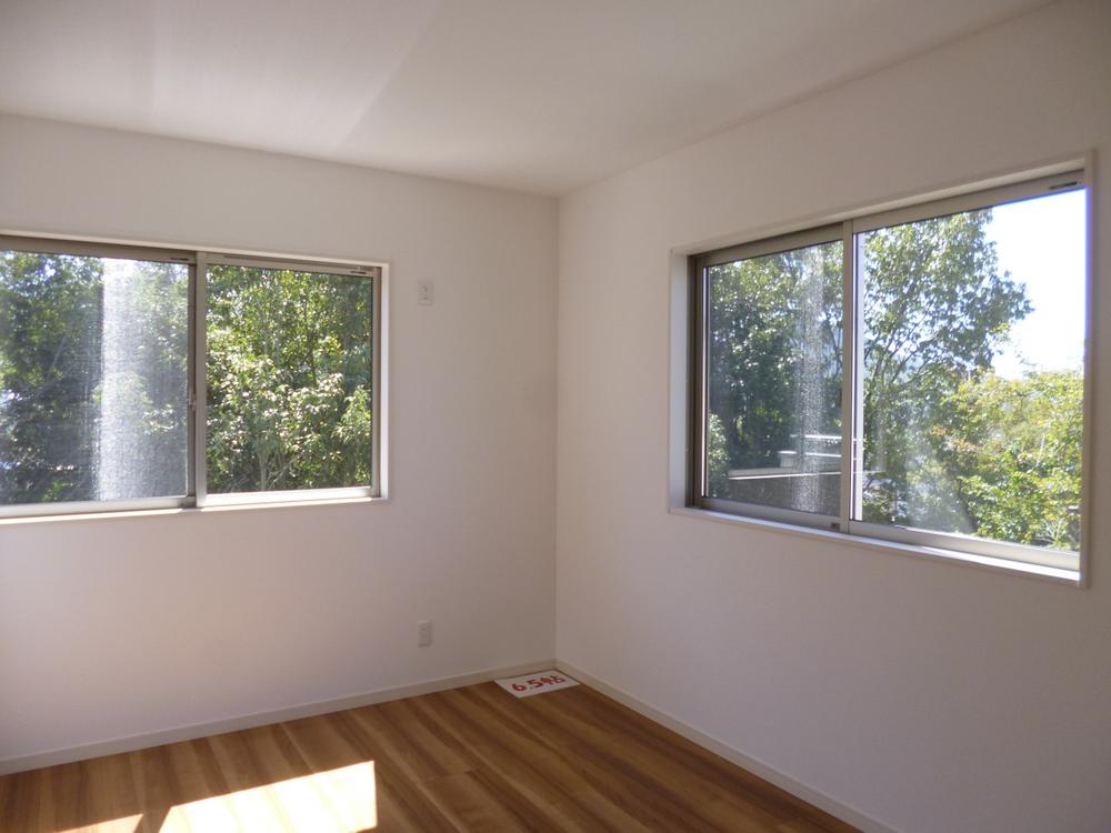 Non-living room. (September 2013) Shooting