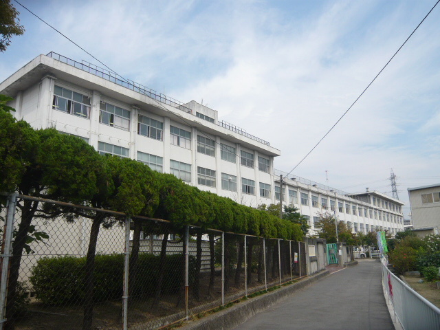 Primary school. Haraminami up to elementary school (elementary school) 521m