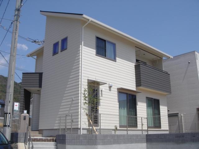 Local appearance photo. It is a simple design. 