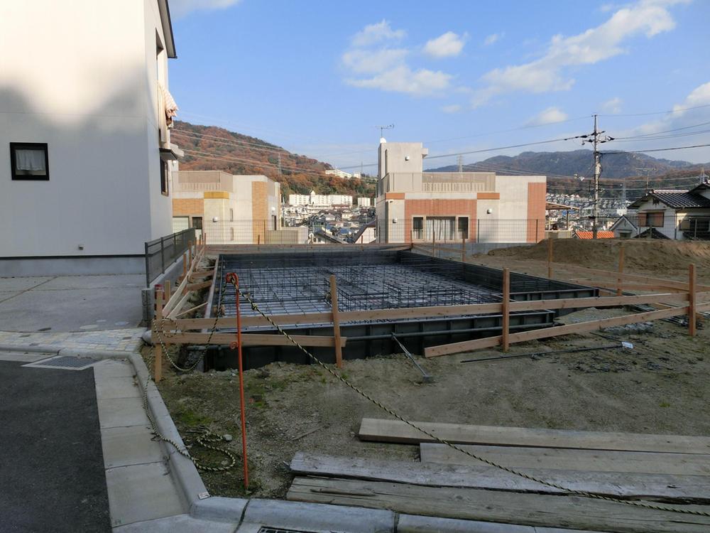 Local appearance photo. Local (12 May 2013) Shooting