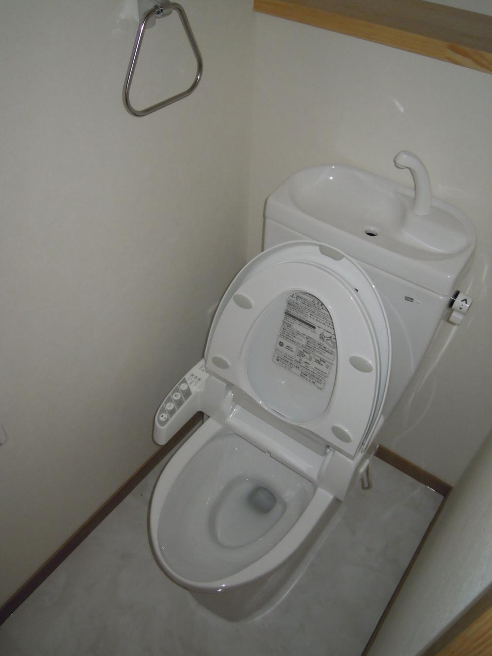 Toilet. Indoor (June 2013) Shooting