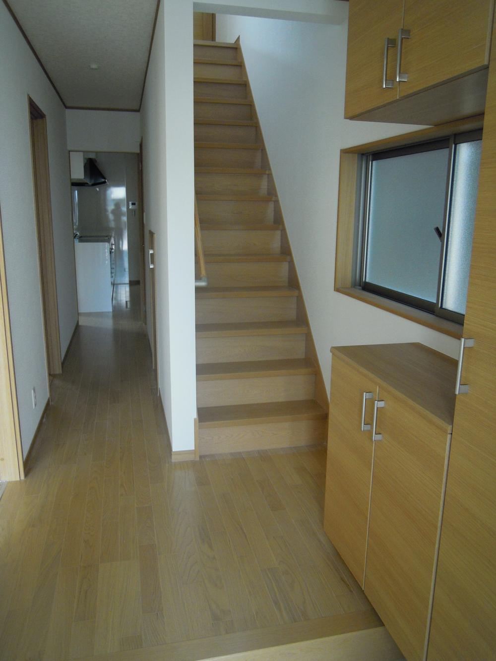 Entrance. Indoor (June 2013) Shooting