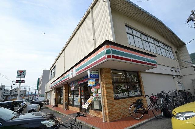 Convenience store. Seven? Eleven 388m to Hiroshima Hesakanaka cho store (convenience store)