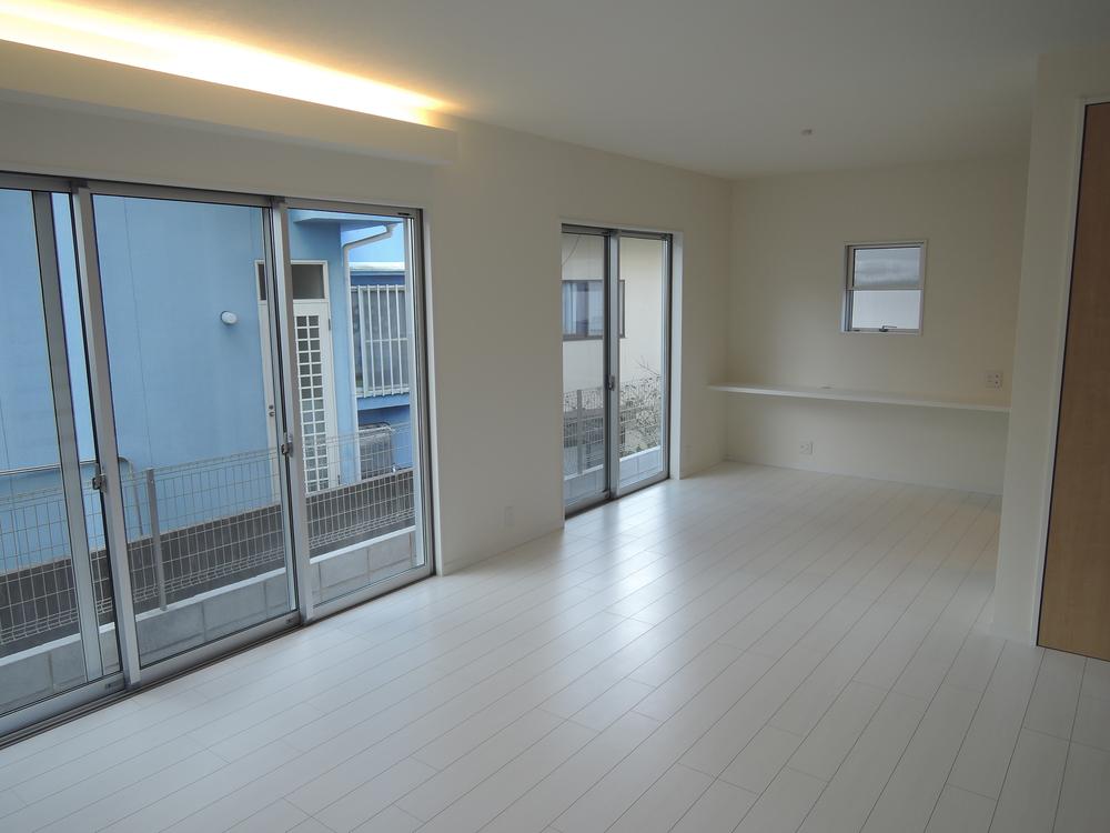 Living. Indoor (11 May 2013) Shooting