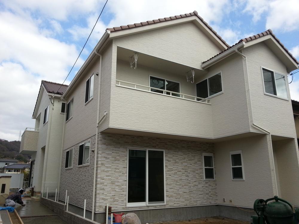 Local appearance photo. March 2013 shooting