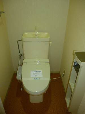 Toilet. B102