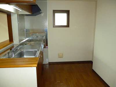 Kitchen. Room 201