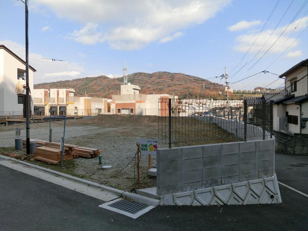 Local appearance photo. Local (12 May 2013) Shooting