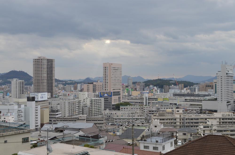 View photos from the dwelling unit. View from the site (November 2013) Shooting