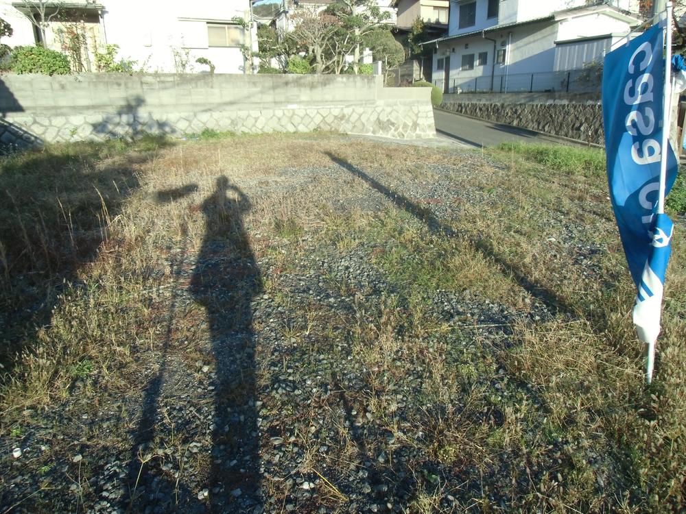 Local appearance photo. Local (11 May 2013) Shooting