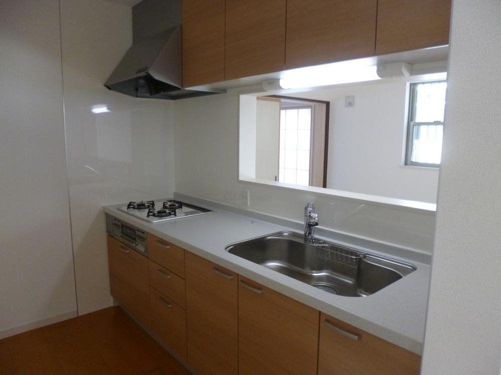 Kitchen. (July 2013) Shooting