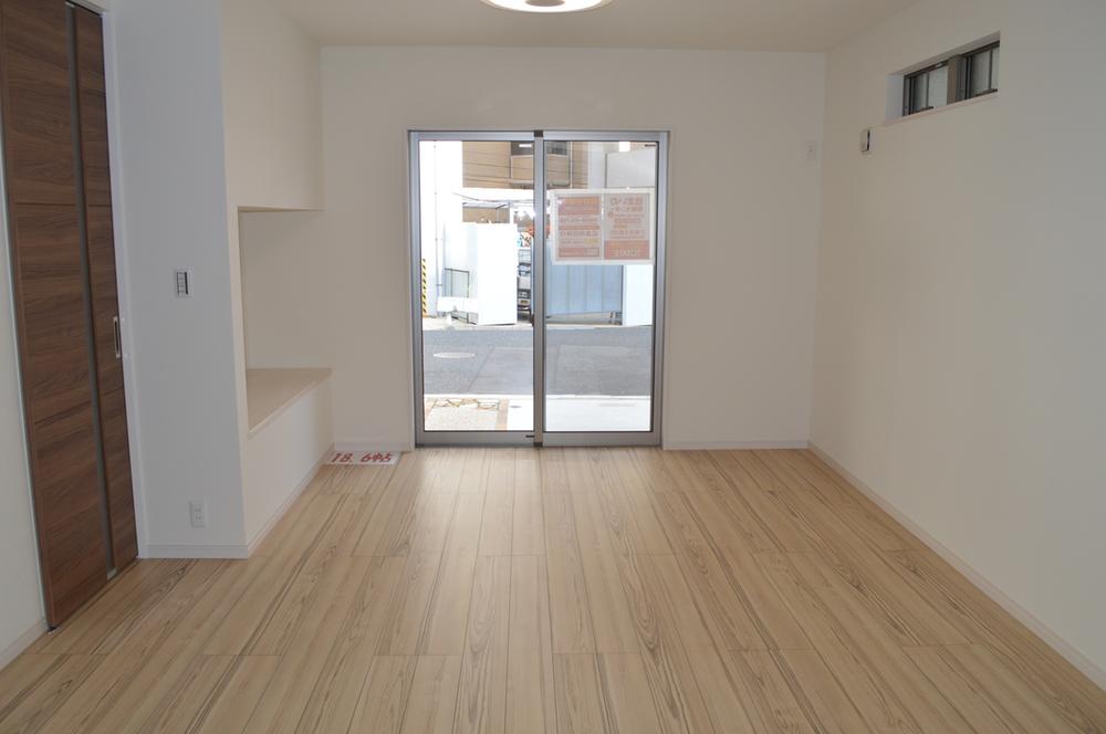 Living. Indoor (11 May 2013) Shooting