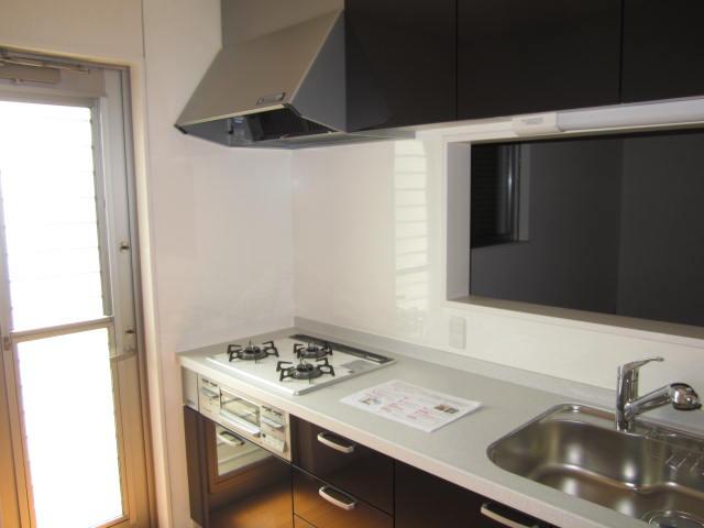 Kitchen. Room (August 2013) Shooting