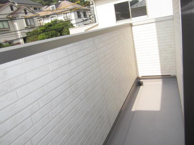 Balcony. Local (August 2013) Shooting