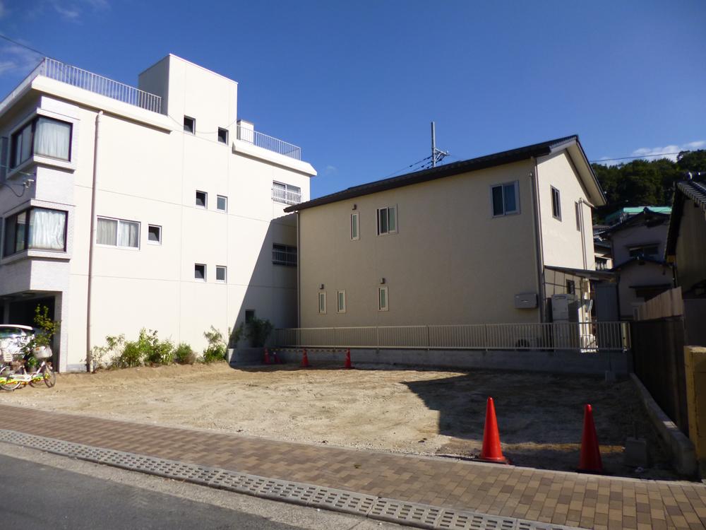 Local appearance photo. Local (10 May 2013) Shooting