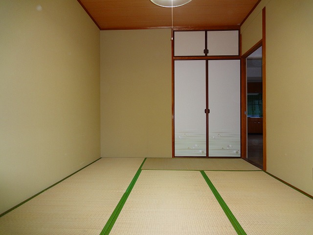 Other room space