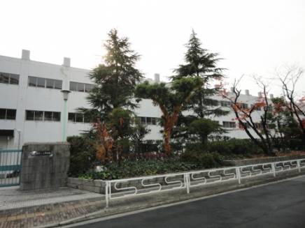 Junior high school. Futaba 424m until junior high school (junior high school)