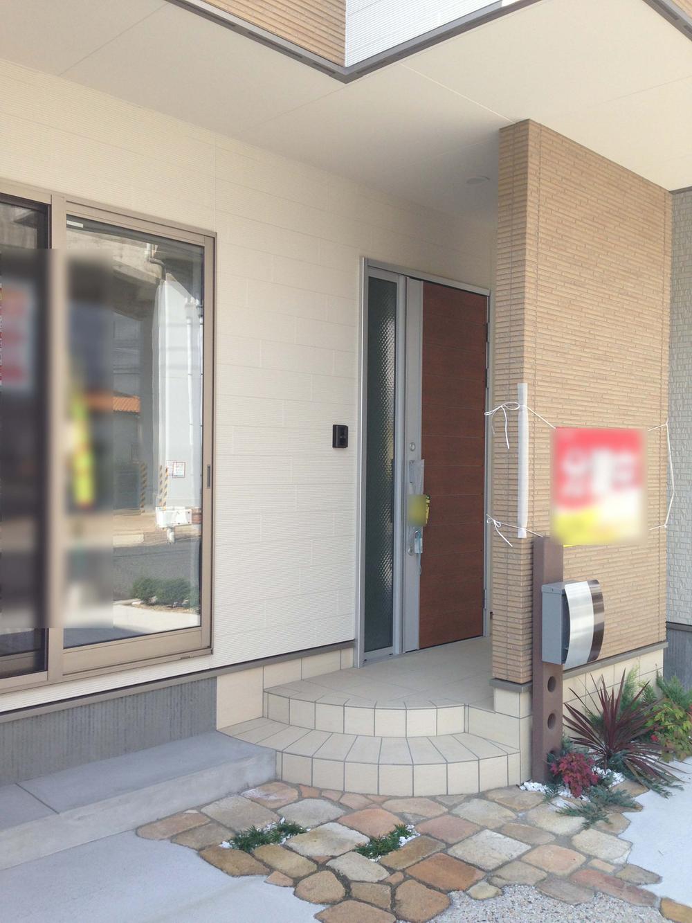 Local appearance photo