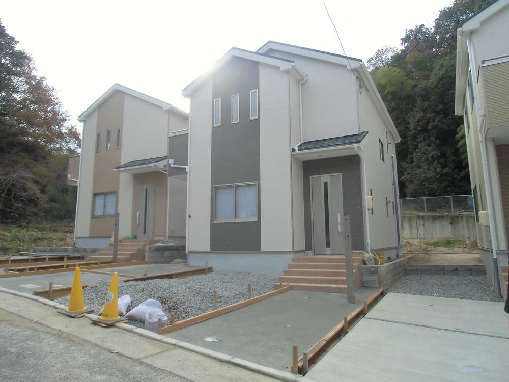 Local appearance photo. (December 2013) Shooting