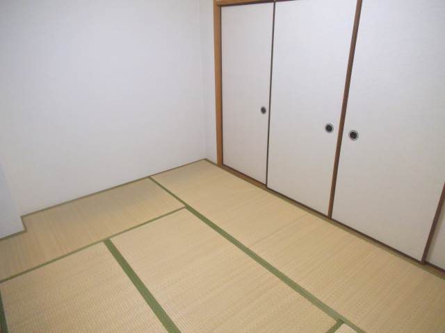 Other room space. It is a Japanese-style room that can be slowly also recommended