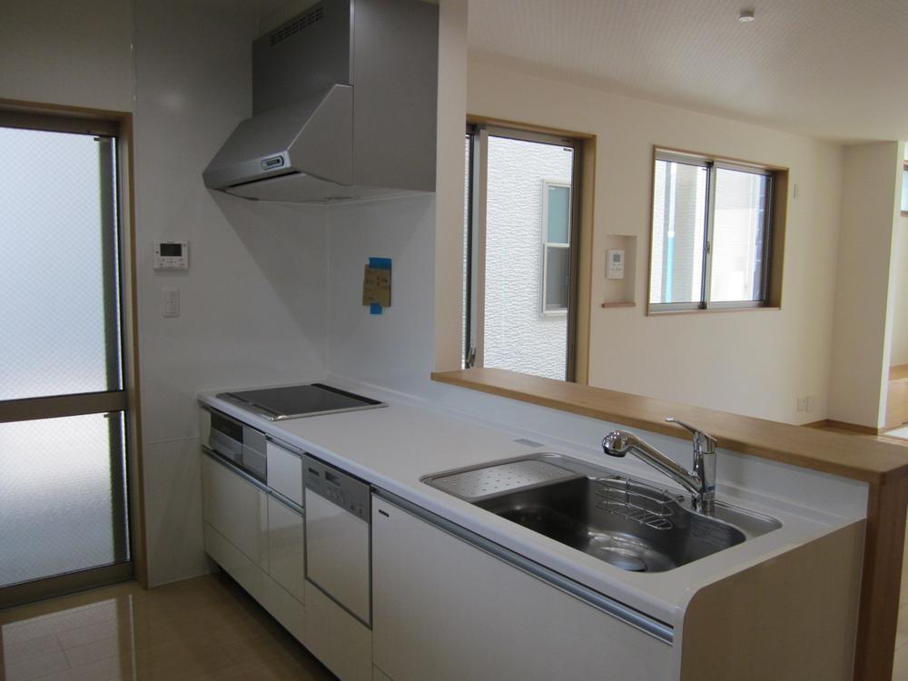 Kitchen. (May 2013) Shooting