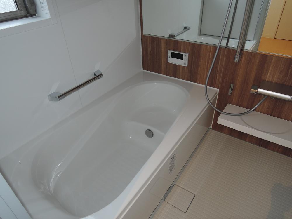 Bathroom. Indoor (11 May 2013) Shooting